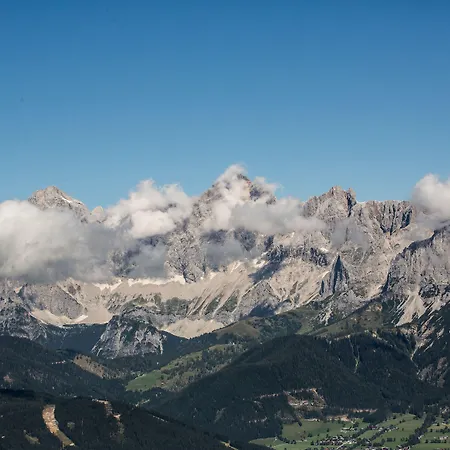 ホテル Falkensteiner L 4 Star Superior 4*