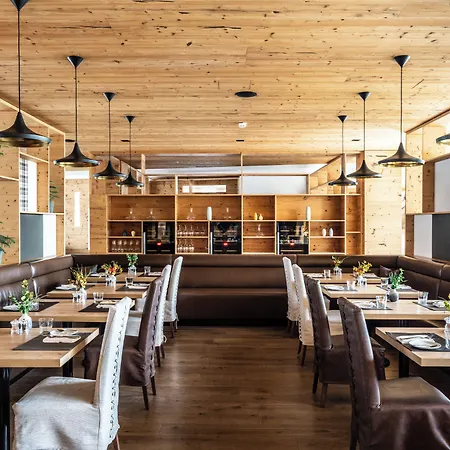 ホテル Falkensteiner L 4 Star Superior