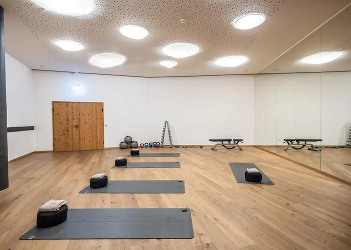 Готель Falkensteiner L 4 Star Superior